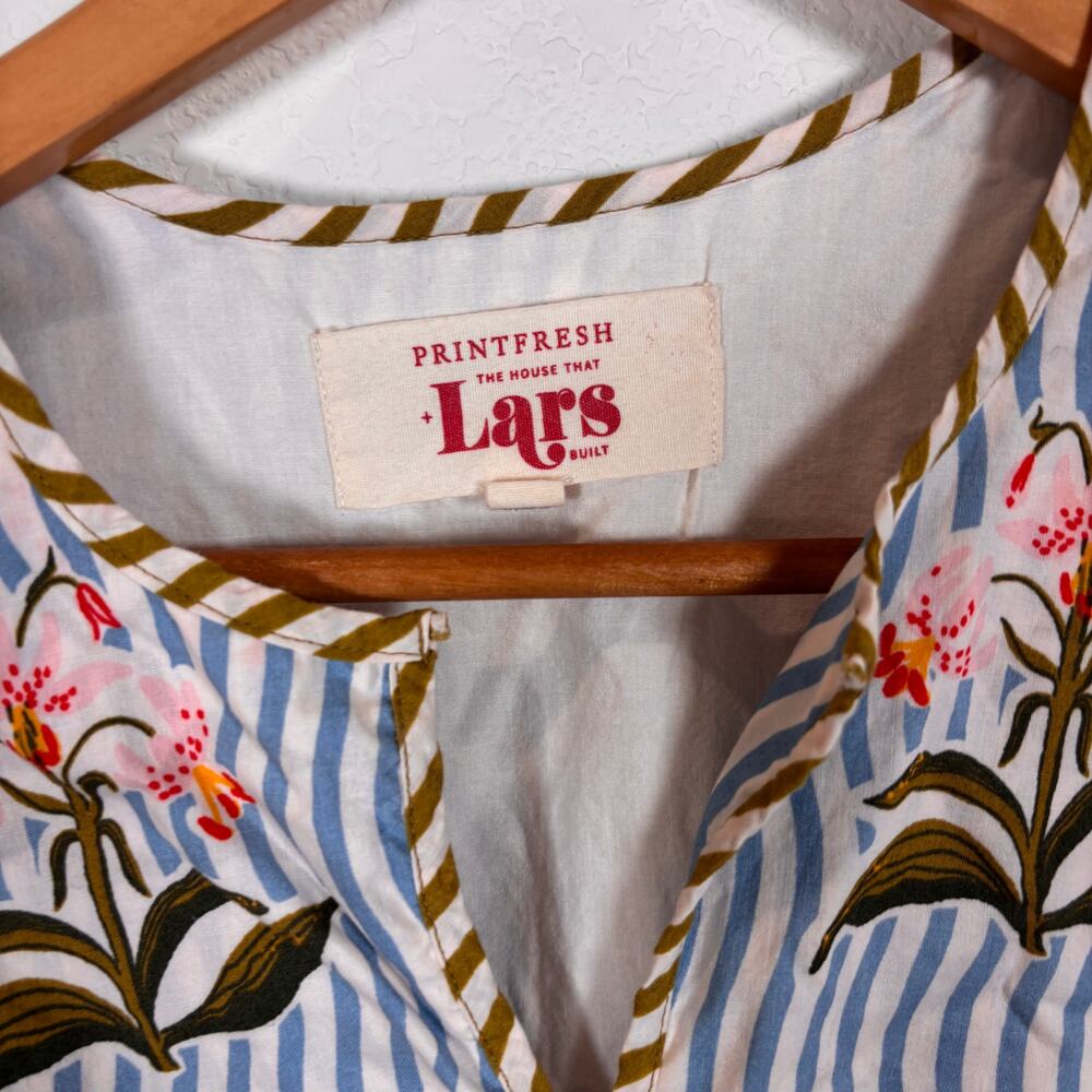 Printfresh The House That Lars Built Size Small - image 4